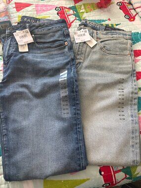 Mens American Eagle Jeans 31/30 - new with tags.  2 pairs